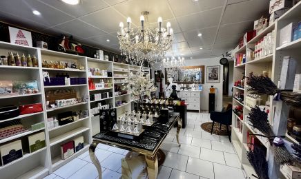 L'atelier d'Esthetika : Manucure à Fréjus