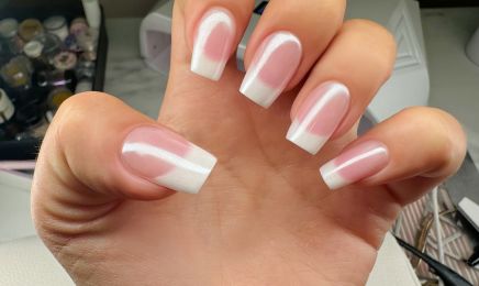 Manuella Nails : Institut de beauté à Trets