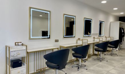 SYA Coiffure x SAMED AYDOGAN  : Institut de beauté à Cannes