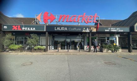Laura Coiffure  : Coiffeur à Lésigny