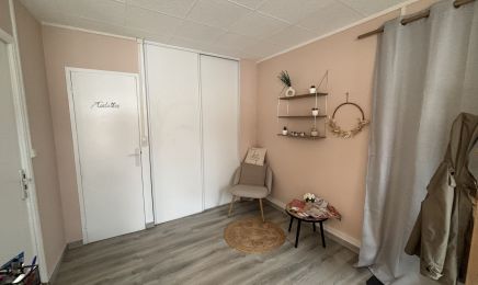 EH esthétique  : Institut de beauté à Héry