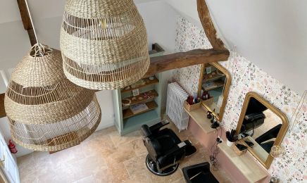 Juliette Louvet - Hair Artist : Coiffeur à Val-de-Scie