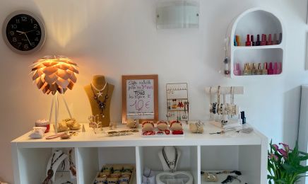 Les ongles de Diana : Institut de beauté à Pégomas