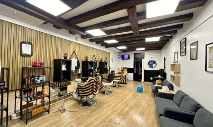 Barbier Mouss : Barbier à Tours