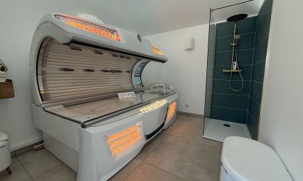 Nasta Hair Nail’s  : Institut de beauté à Saint-Sauveur-d'Émalleville