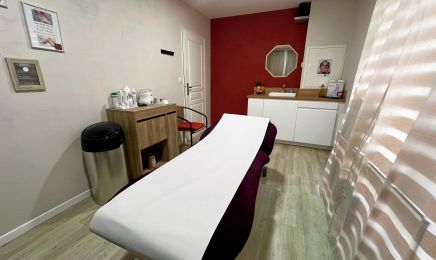 La Beauté en Soie : Manucure à Irodouër