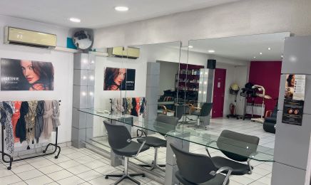 Hortense coiffure : Manucure à Firminy