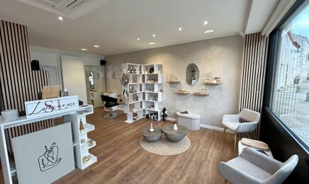 Salon Lumineuse : Coiffeur à Le Bignon