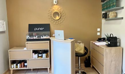 Le Studio de Pauline - spécialiste soin visage facialiste - Lunel : Manucure à Lunel