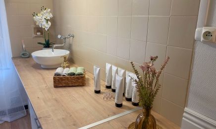 CELESTE BEAUTY CONCEPT : Manucure à Carcassonne