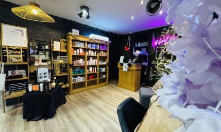  L’ATELIER : Manucure à Besançon