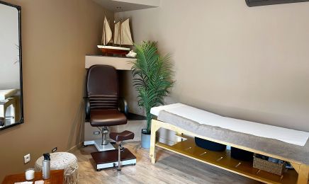 Beauté Erika & Fanny Épile : Manucure à Lyon