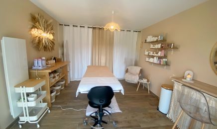 Institut de beauté - Le cocon de Léa : Manucure à Mogneneins
