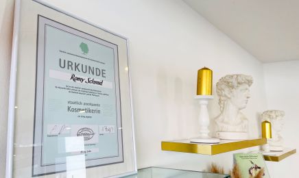 ROYAL FACES: Kosmetikstudio in Rechberghausen