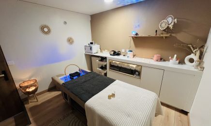 Maison Beauté : Manucure à Torpes