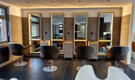 L'art à la manière : Coiffeur à Wervicq-Sud