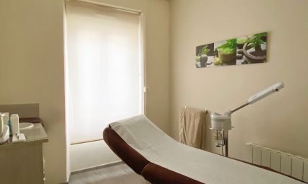 Profil Esthétique : Manucure à Connerré