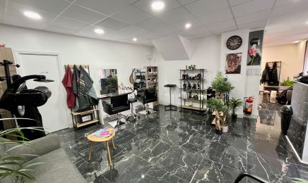 MG coiffure  : Coiffeur à Pont-sur-Yonne