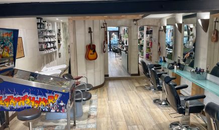 Zaluski's visagiste : Coiffeur à Châlons-en-Champagne