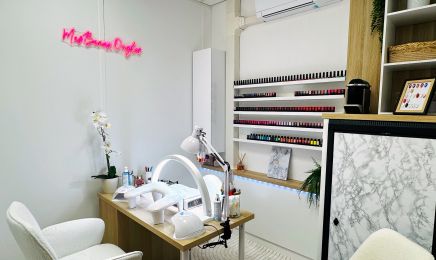 Mes Beaux Ongles - Pause Évasion  : Manucure à Pertuis