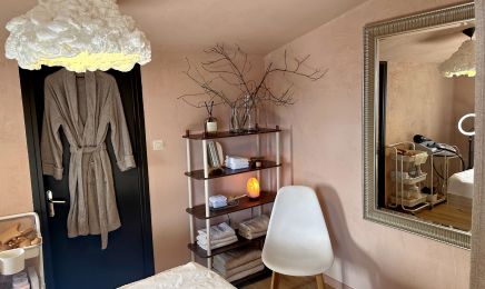 JOYLY BODY : Manucure à Agde