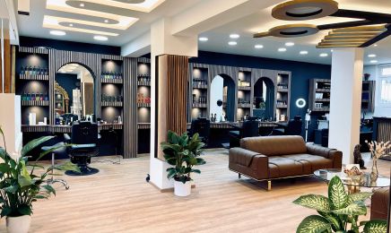 Golden Scissors Friseursalon: Barbershop in Stuttgart