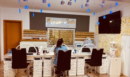 Natural nails : Nagelstudio in Saal an der Donau