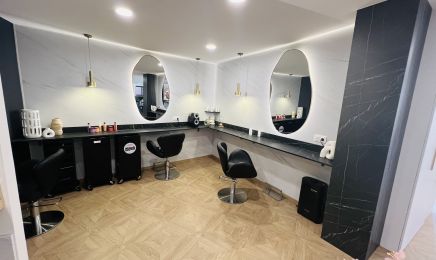 Camille & Yanice Coiffeur Coloriste Barbier : Coiffeur à Frahier-et-Chatebier