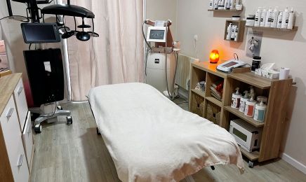 La Beauté en Soie : Manucure à Irodouër