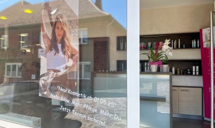 Friseur Ihr Haarstudio: Kosmetikstudio in Altenbeken