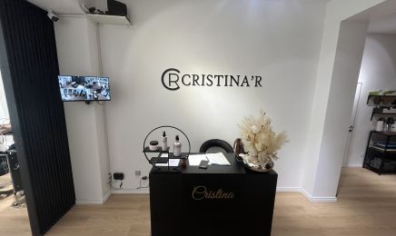 Cristina R  : Coiffeur à Etterbeek