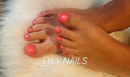 Lyly nails : Manucure à Magnieu