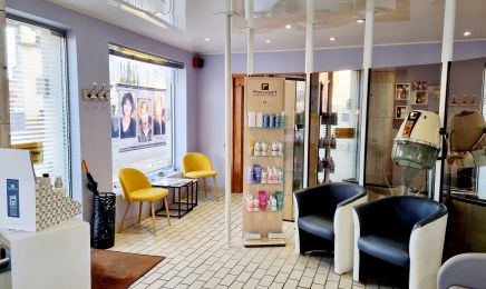 Intui tif : Coiffeur à Estivareilles