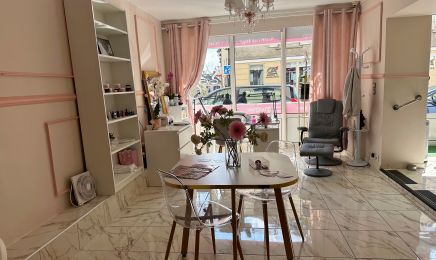 N Beauty One : Coiffeur à Étampes