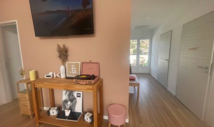 Maison Karuna - Maison de Beauté  : Coiffeur à Carnoux-en-Provence
