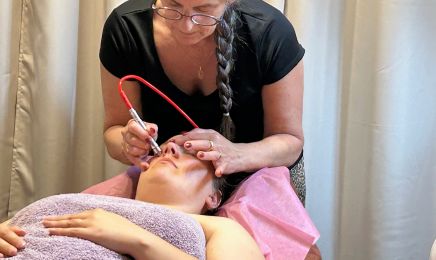 Laulie Zen : Manucure à Pignans