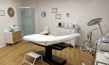 Lili’ Beauté : Coiffeur à Le Buisson-de-Cadouin