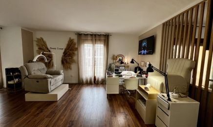 Laeti Beauté By Beauty Lounge : Manucure à Fréjus