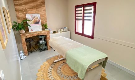 Maé La maison de Beauté : Institut de beauté à Saint-Laurent-des-Vignes