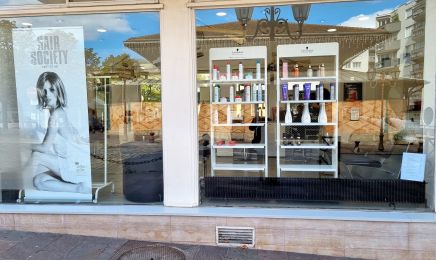 Fréquence Beauté Coiffure : Coiffeur à Poissy