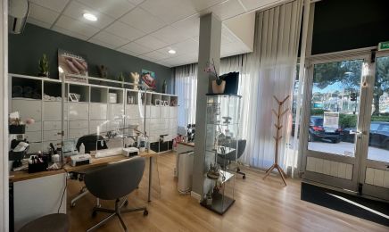 Institut de Beauté Simplement Zen  : Manucure à Six-Fours-les-Plages