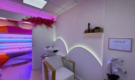 IBIZA SUN : Manucure à Évreux
