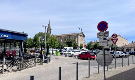 E Brows  : Institut de beauté à Morières-lès-Avignon