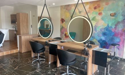 Laura Coiffure  : Coiffeur à Lésigny