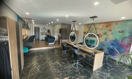 Laura Coiffure  : Coiffeur à Lésigny