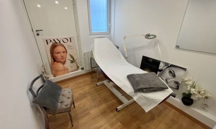 Parfumerie De l'Avenue  : Institut de beauté à Lisieux