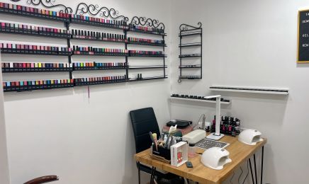 MF Coiffure : Manucure à Chéroy