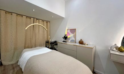 Chris Beauté - Maison de beauté et soins anti-âge - Jet Peel  : Institut de beauté à Sainte-Maxime