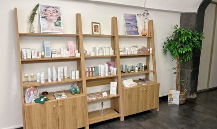 Miliana - Institut Bien Etre : Coiffeur à Aubière
