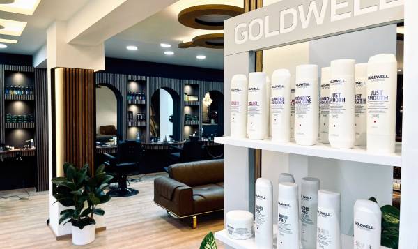 Golden Scissors Friseursalon